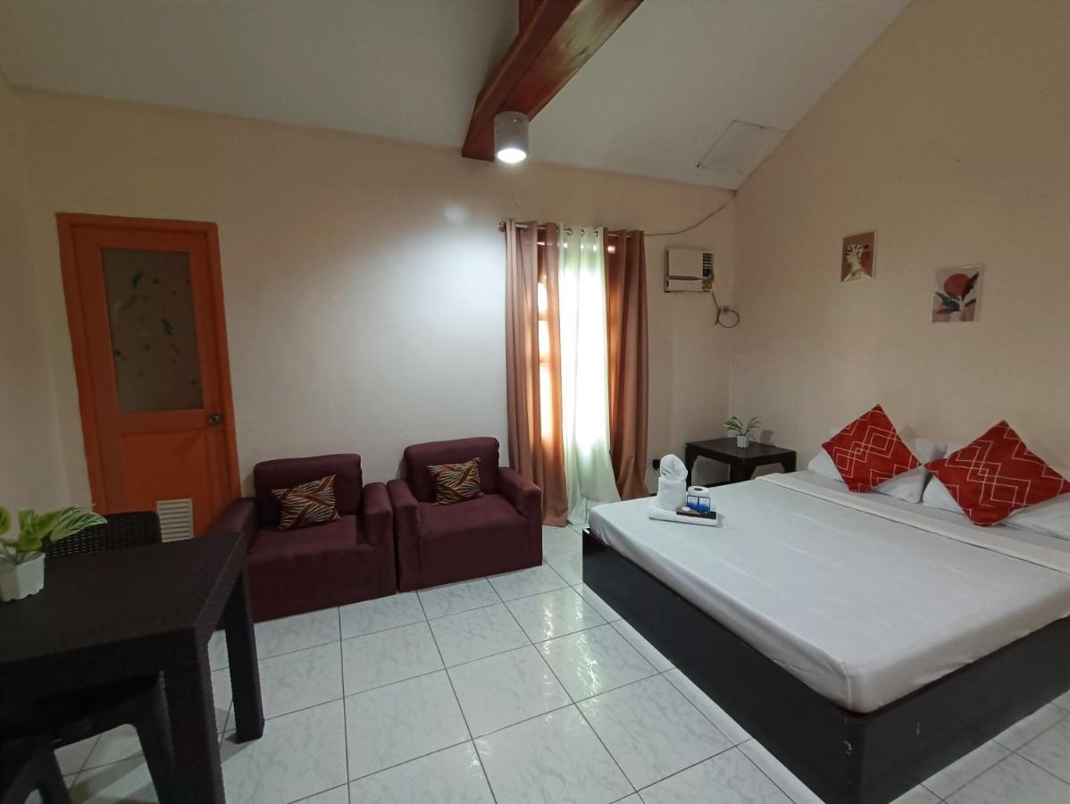 La Gracia Apartelle Hotel Tagaytay City Ngoại thất bức ảnh