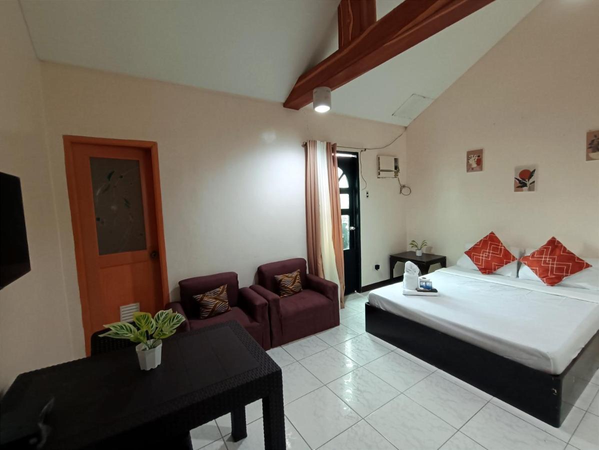 La Gracia Apartelle Hotel Tagaytay City Ngoại thất bức ảnh